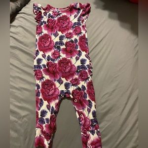 Posh peanut romper